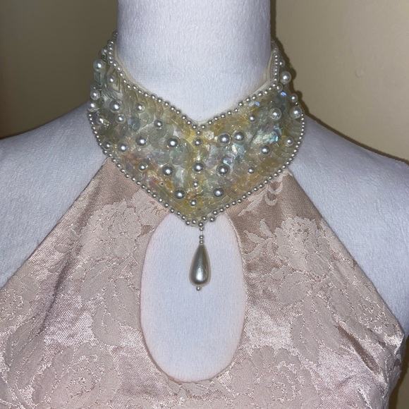 Jump Cream Floral Mini Dress - Picture 2 of 9